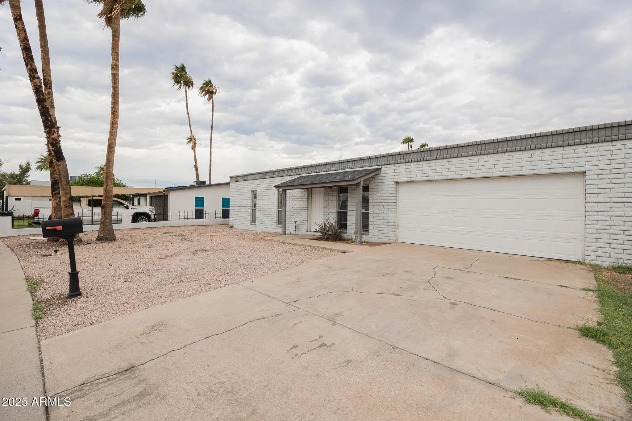 Photo of Listing #6932460