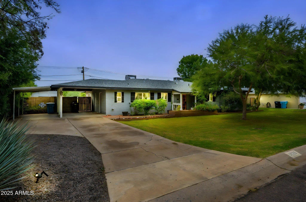 1223 W Solano Drive, Phoenix