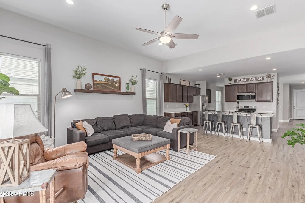 681 W Belmont Red Trail, San Tan Valley