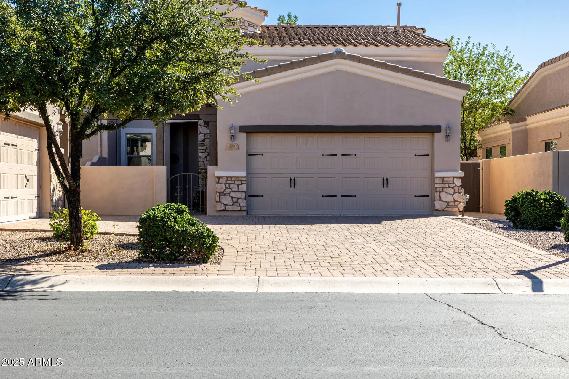 Photo of Listing #6932468