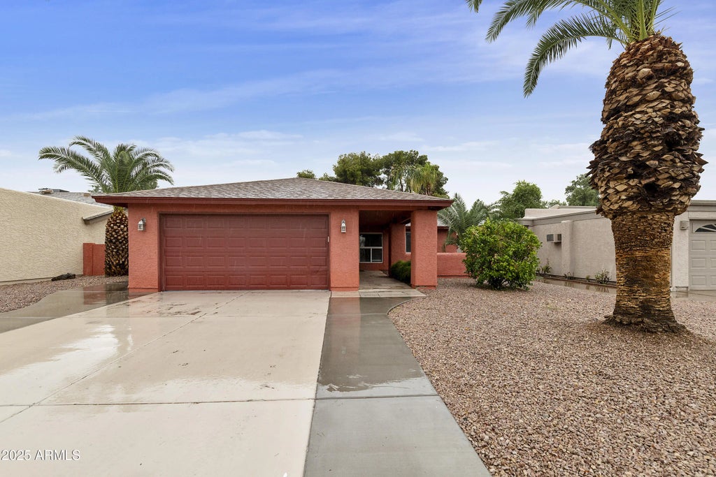 9119 E Fairway Boulevard, Sun Lakes