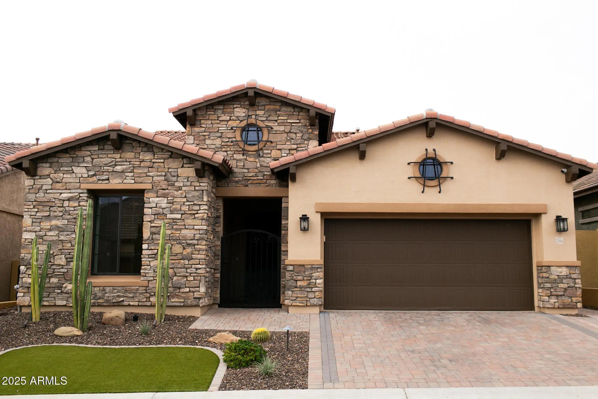 Photo of Listing #6949033