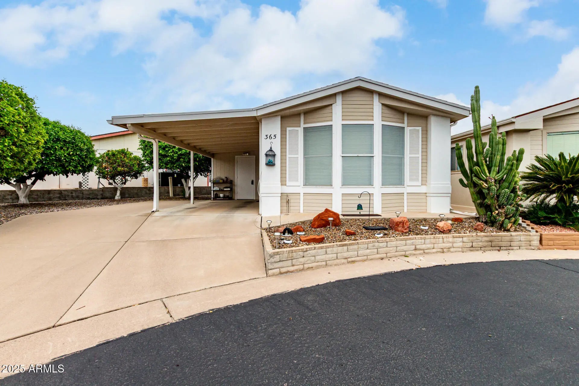 Photo of Listing #6932605