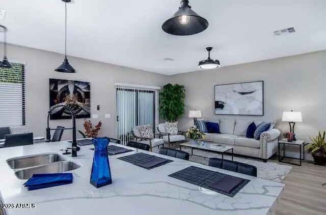 Photo of Listing #6932534