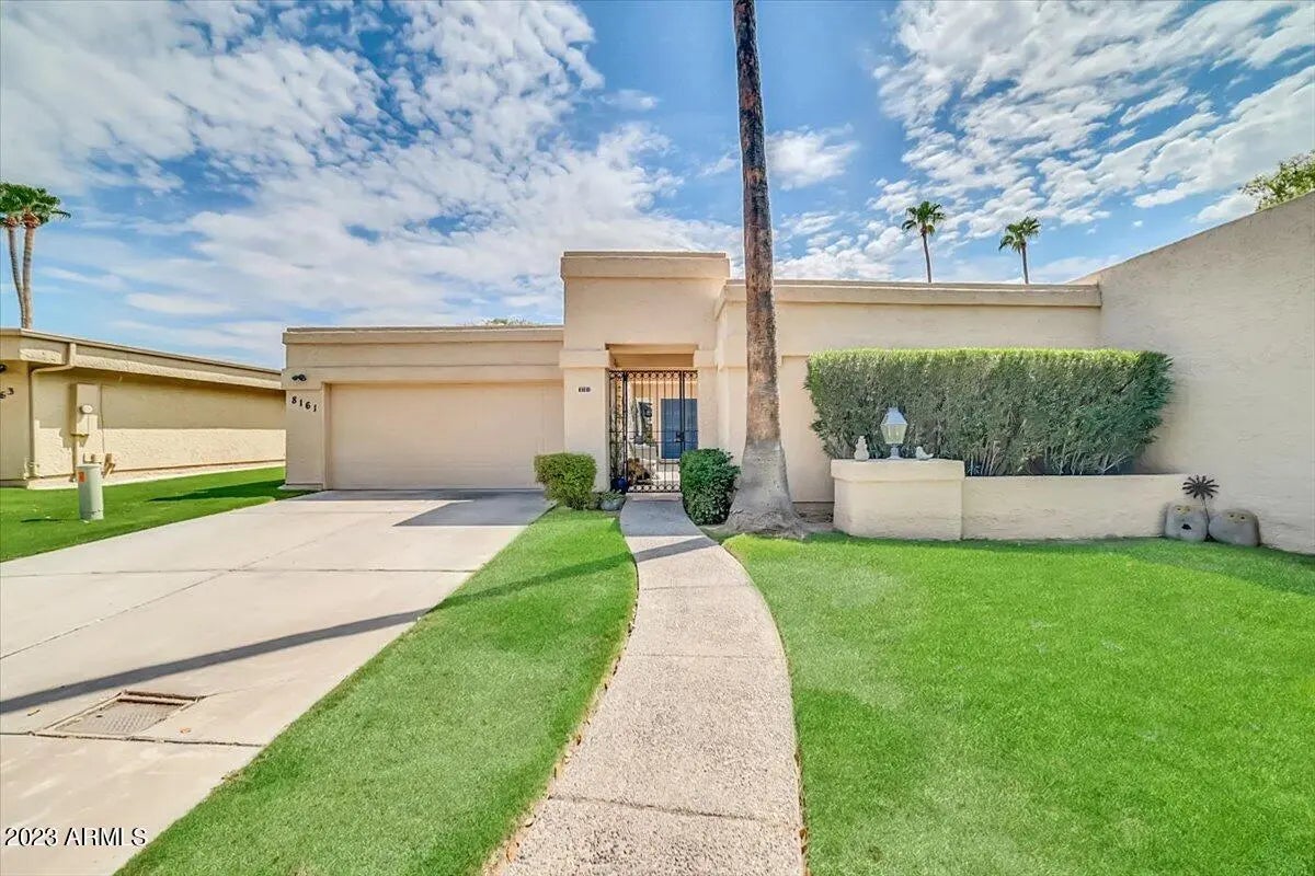 Photo of Listing #6932541