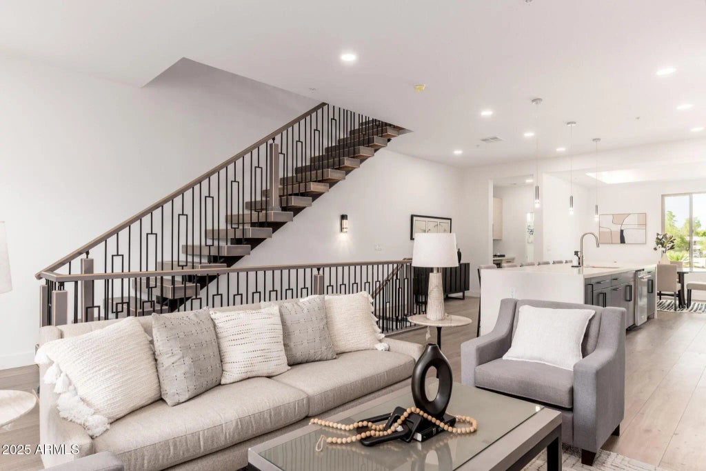 7788 E Main Street (unit 1017), Scottsdale