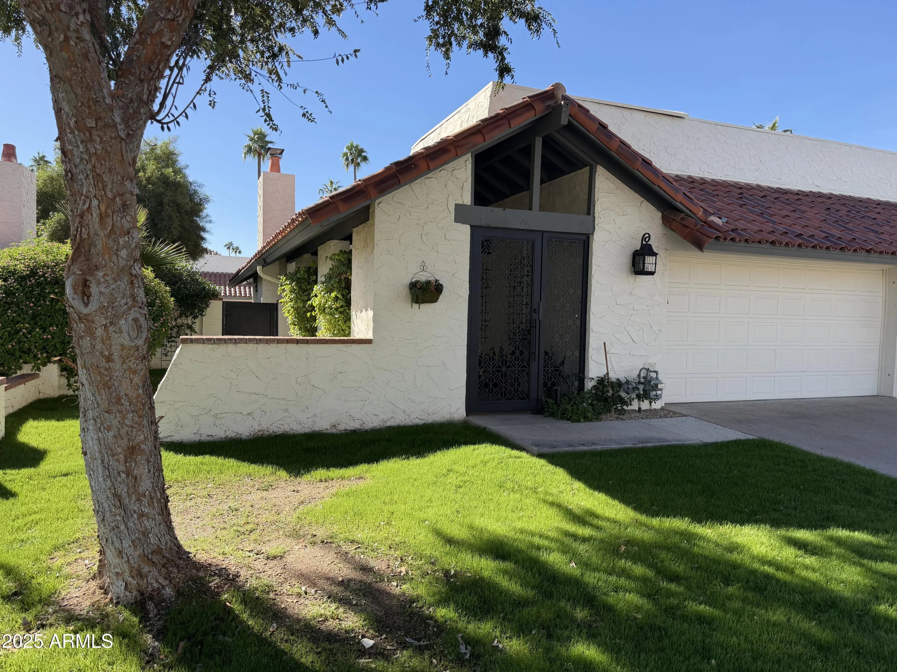 Photo of Listing #6932606