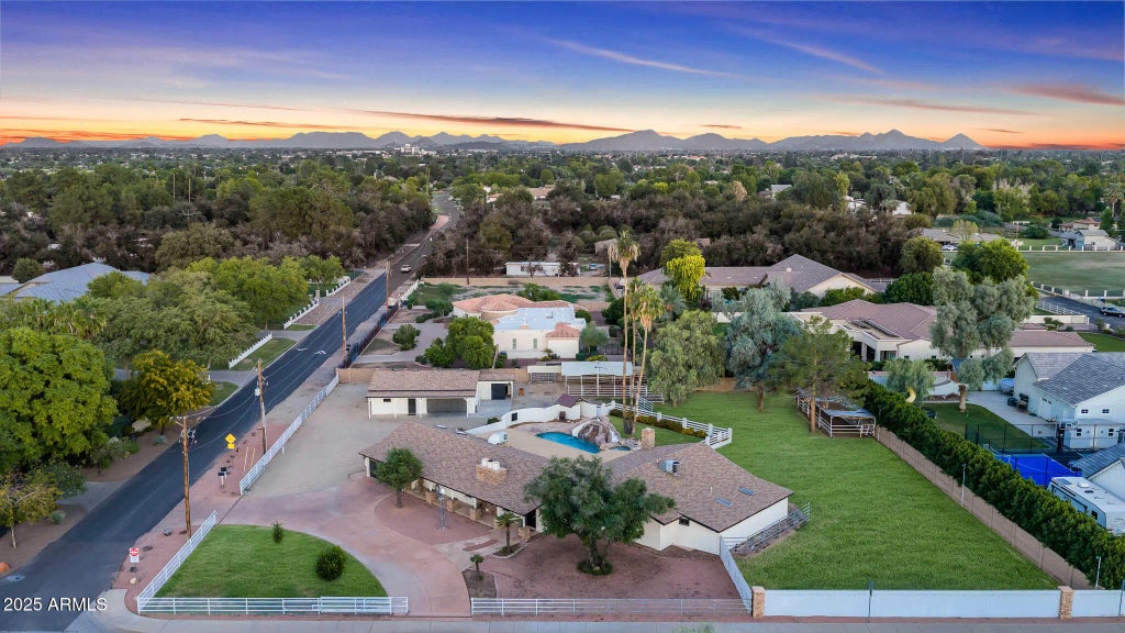 7049 W Surrey Avenue, Peoria