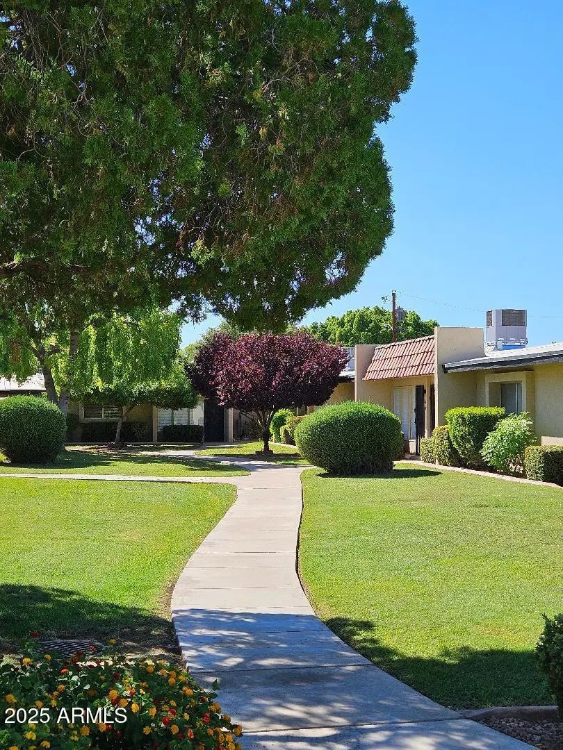 Photo of Listing #6944980