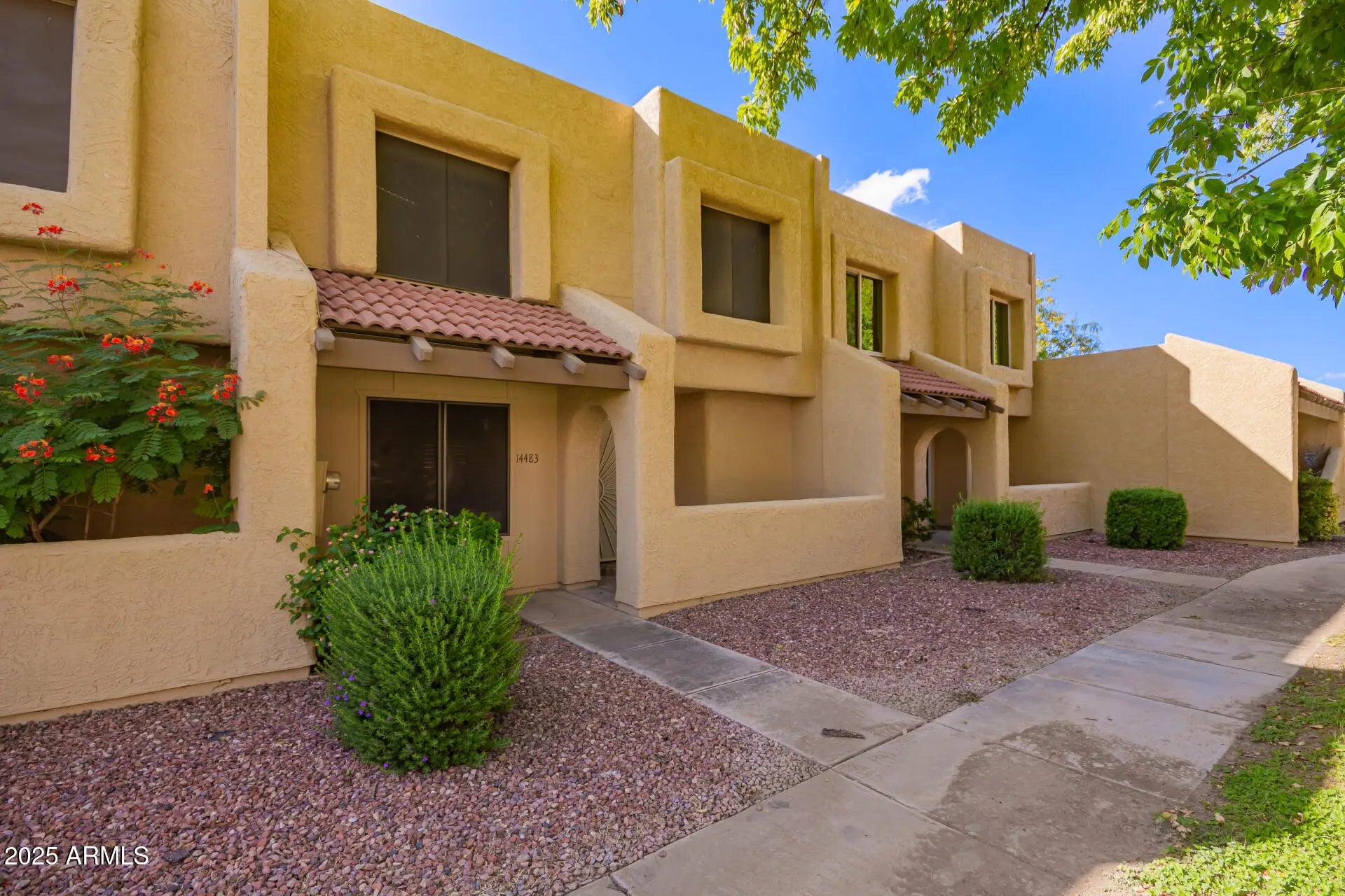 Photo of Listing #6934199