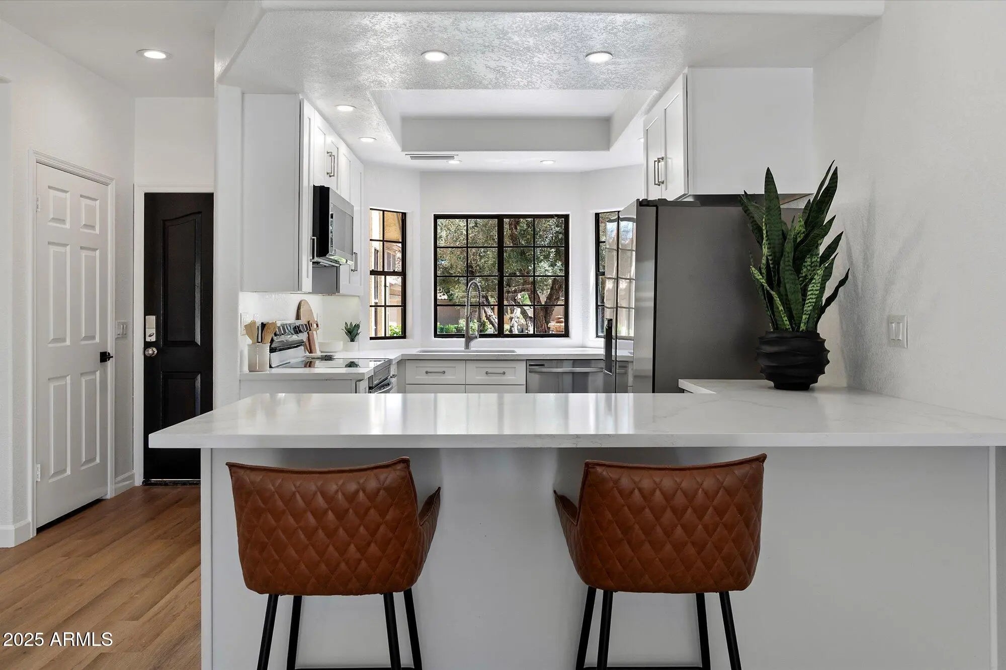 Photo of Listing #6932795