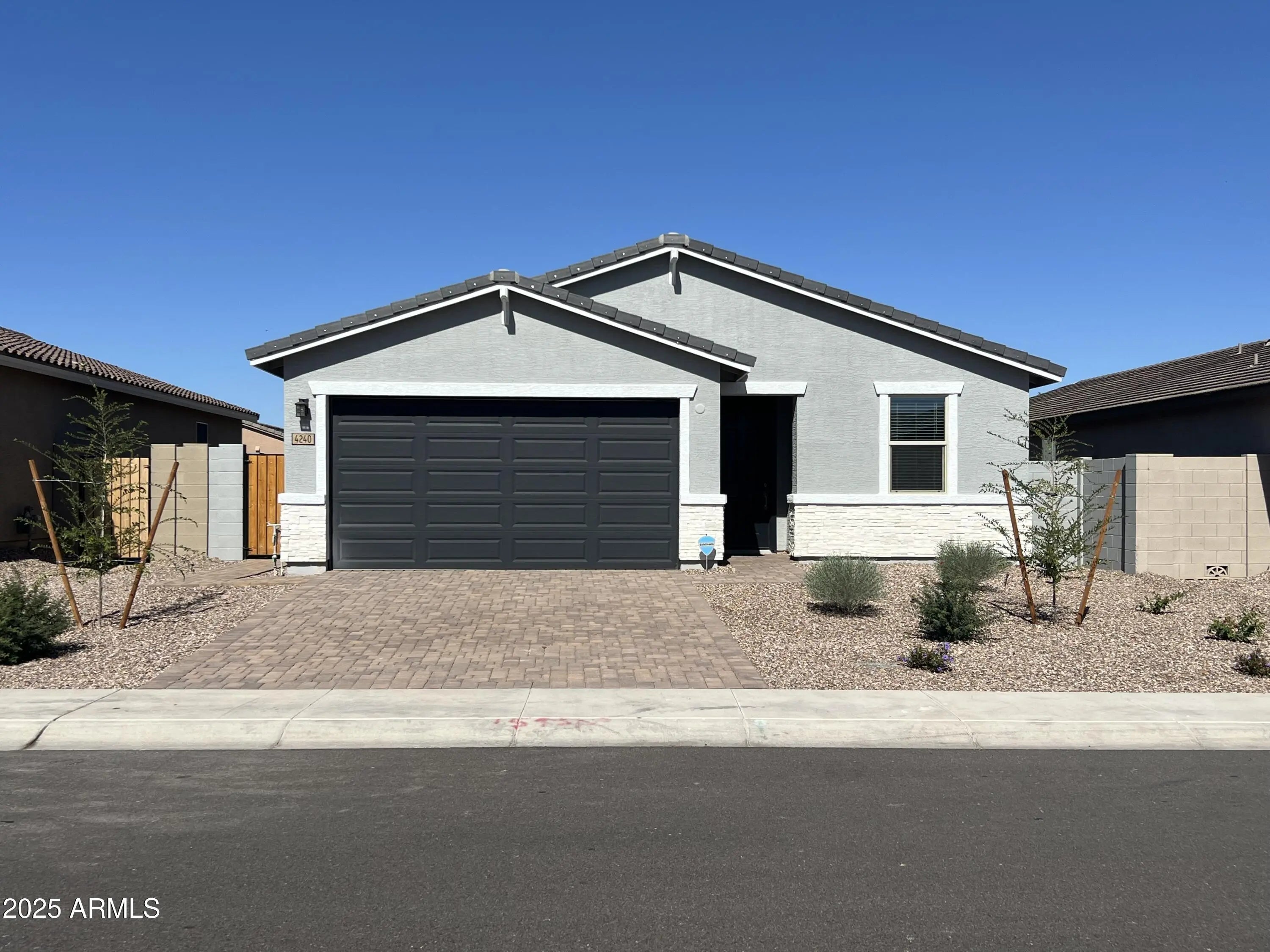 Photo of Listing #6932922