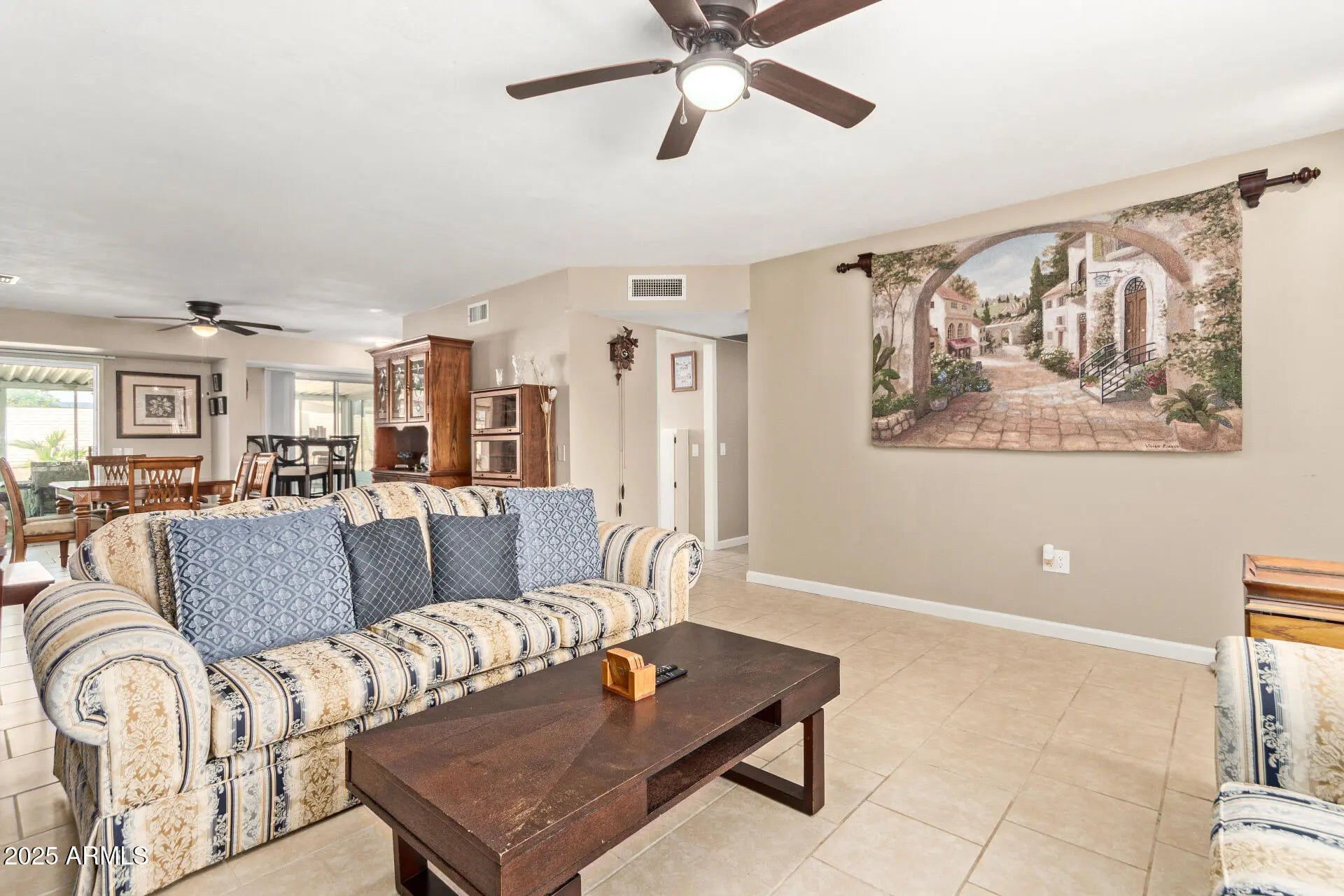 Photo of Listing #6941743