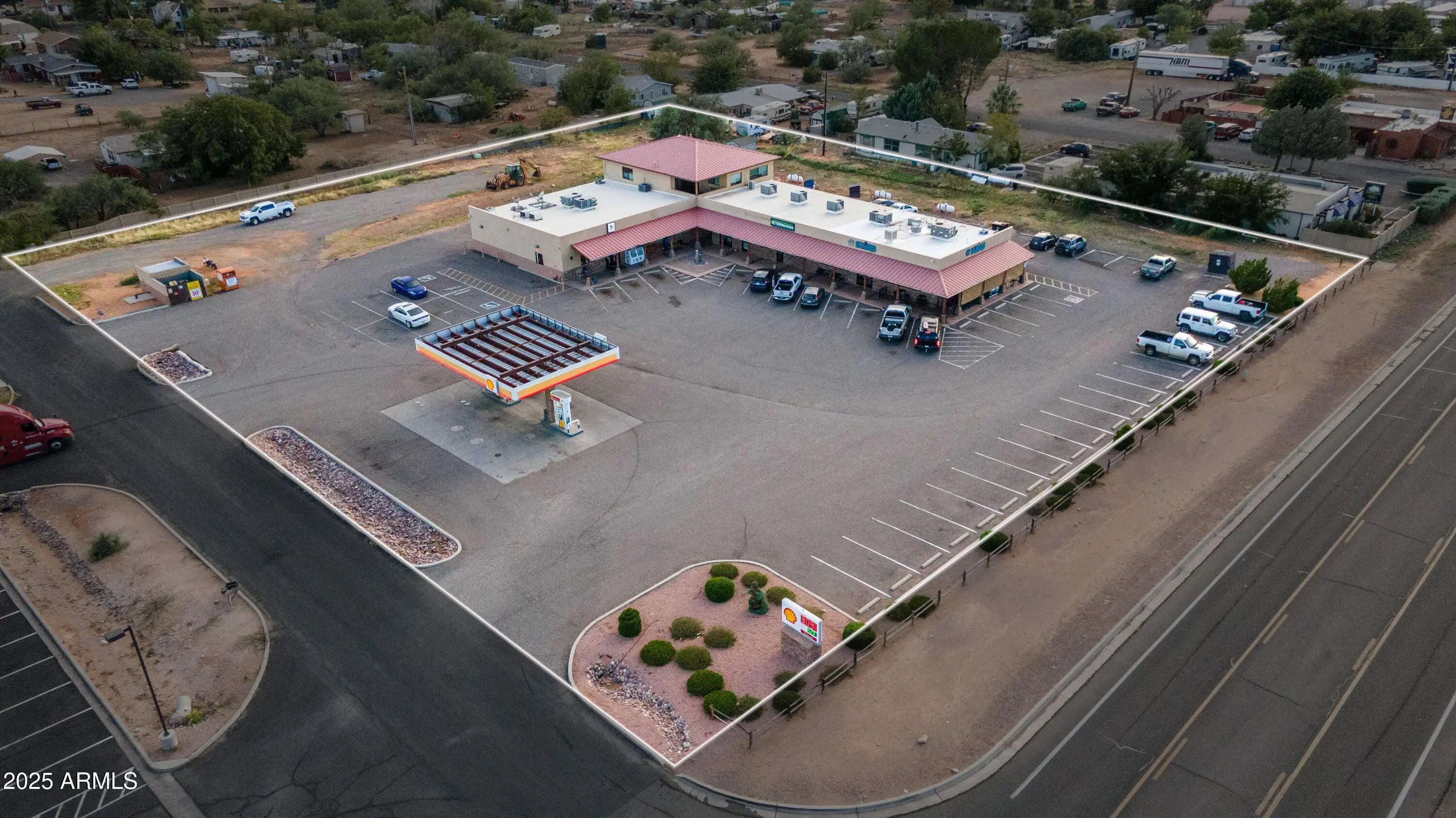 Photo of Listing #6933075