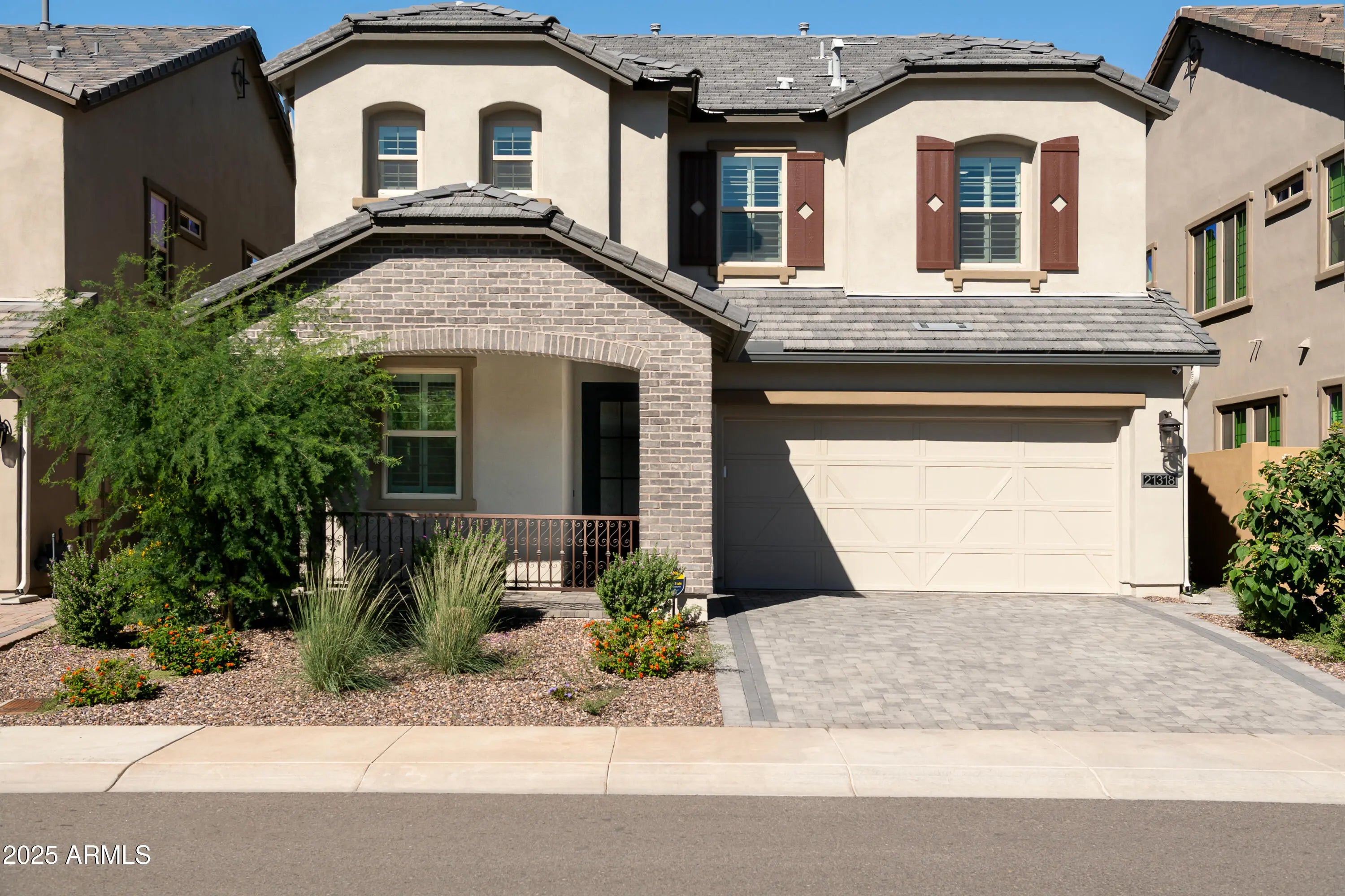 Photo of Listing #6935688