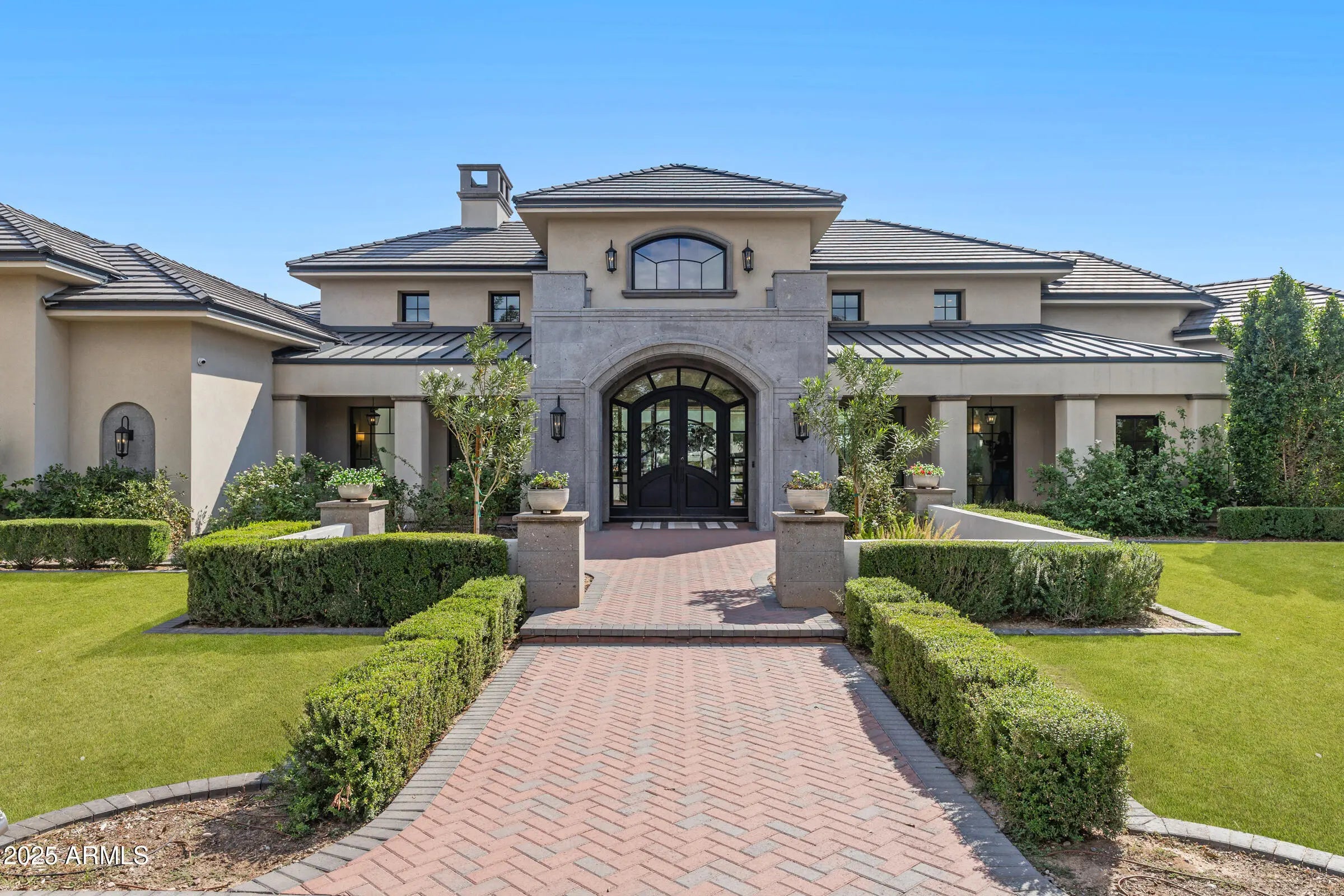 Photo of Listing #6933324