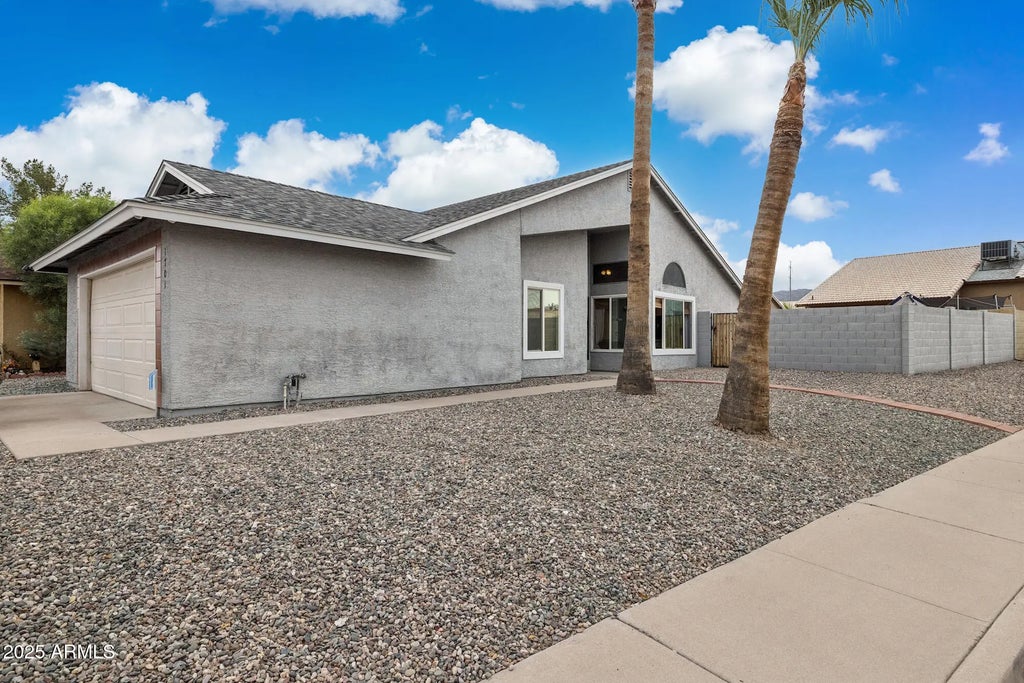 1701 E Carson Road, Phoenix