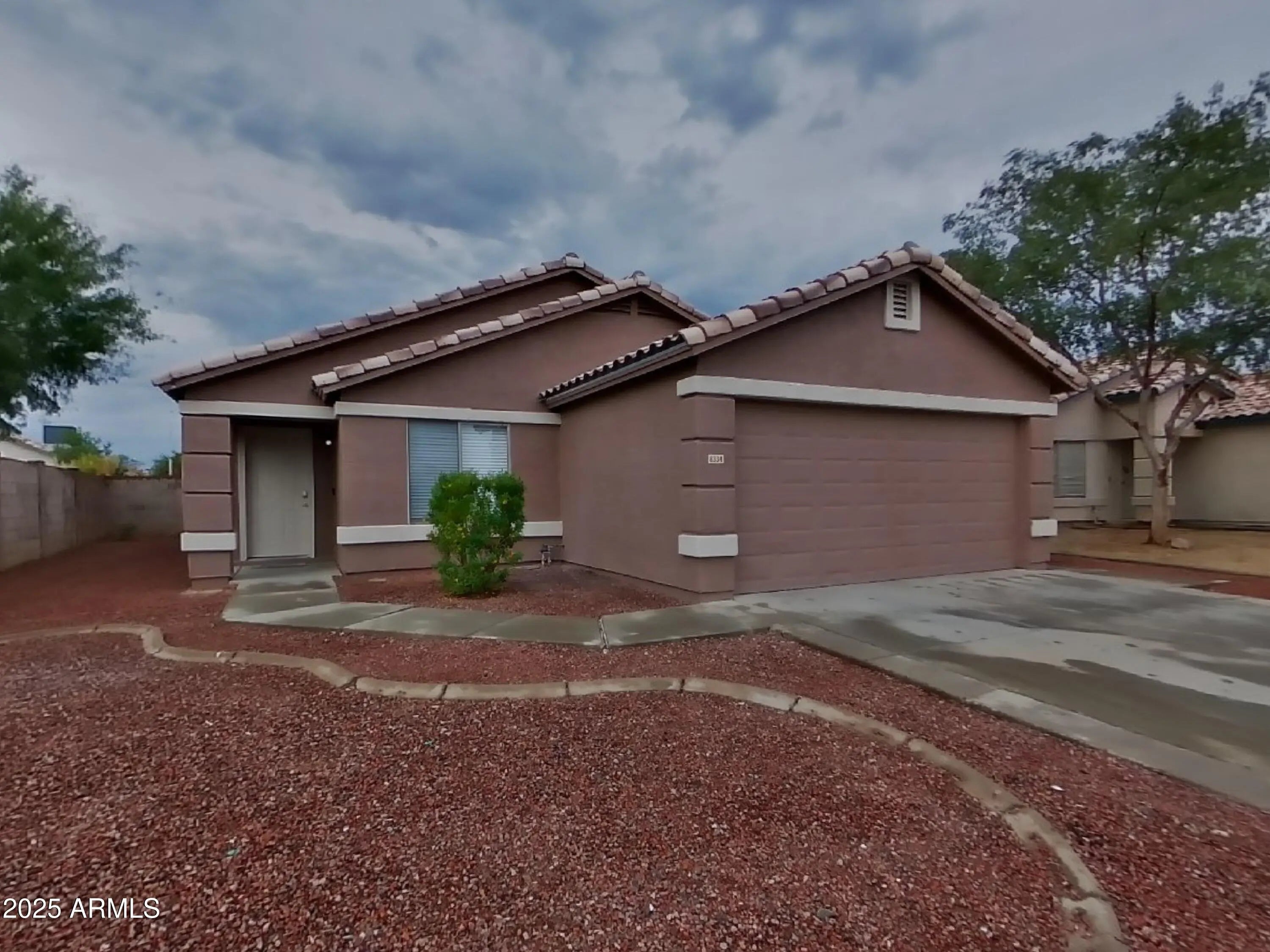 Photo of Listing #6933554