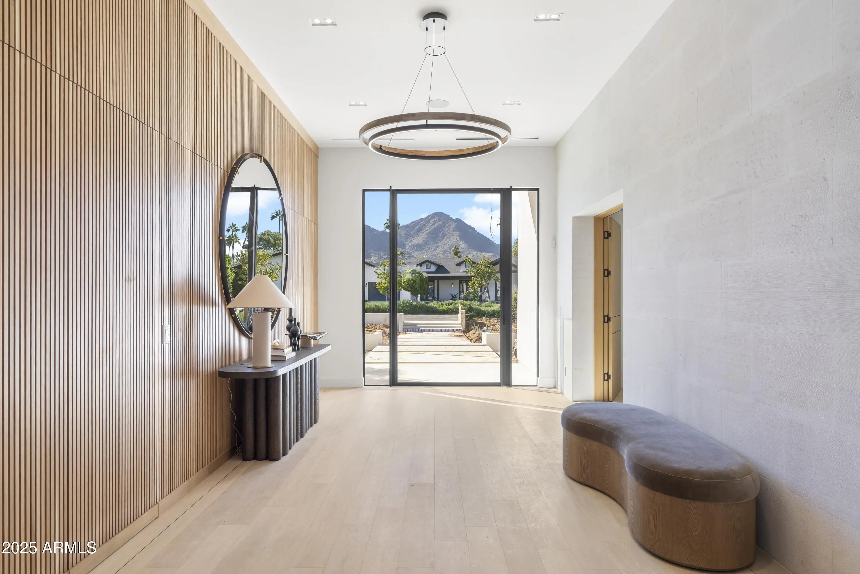 Photo of Listing #6944024