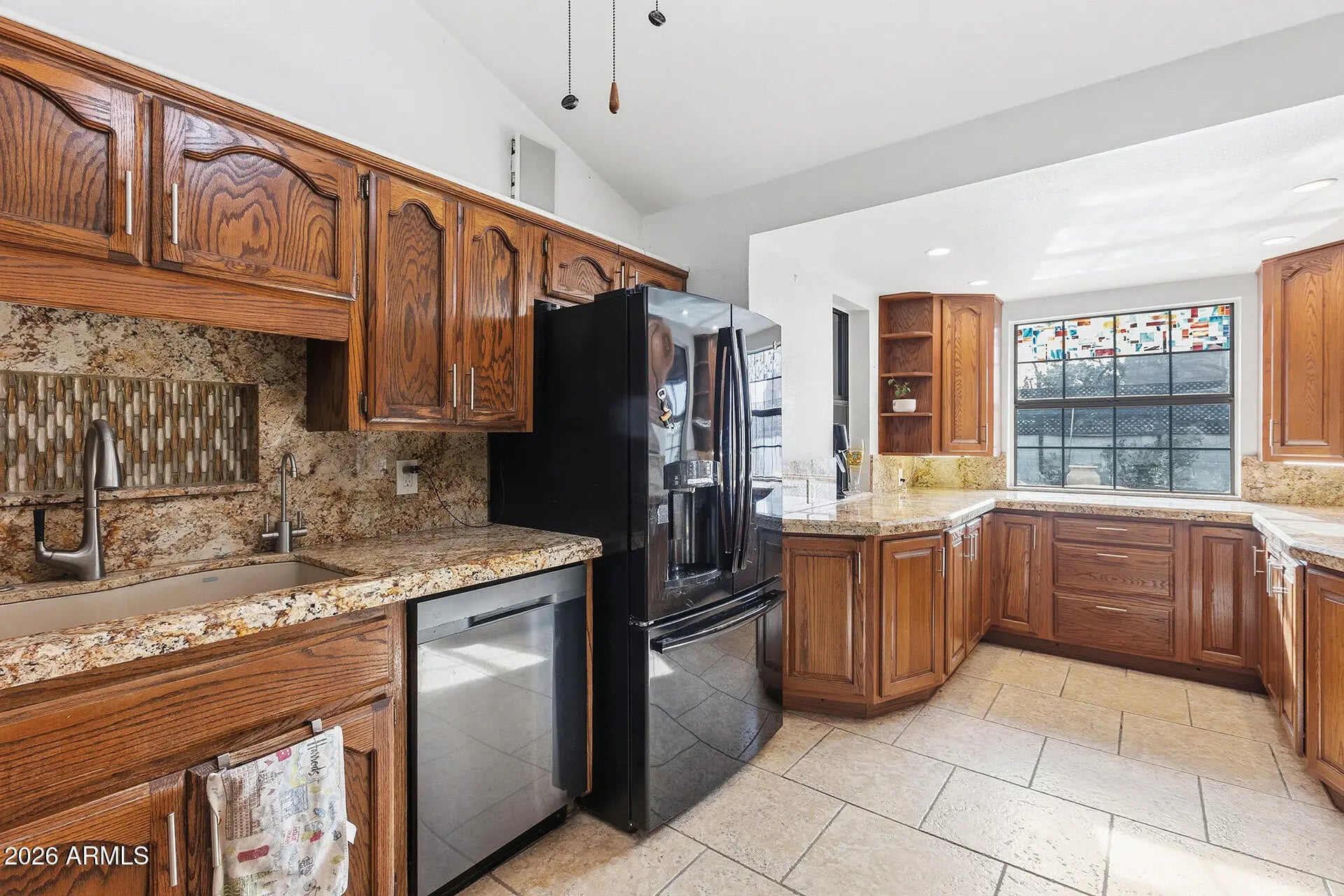 Photo of Listing #6937875