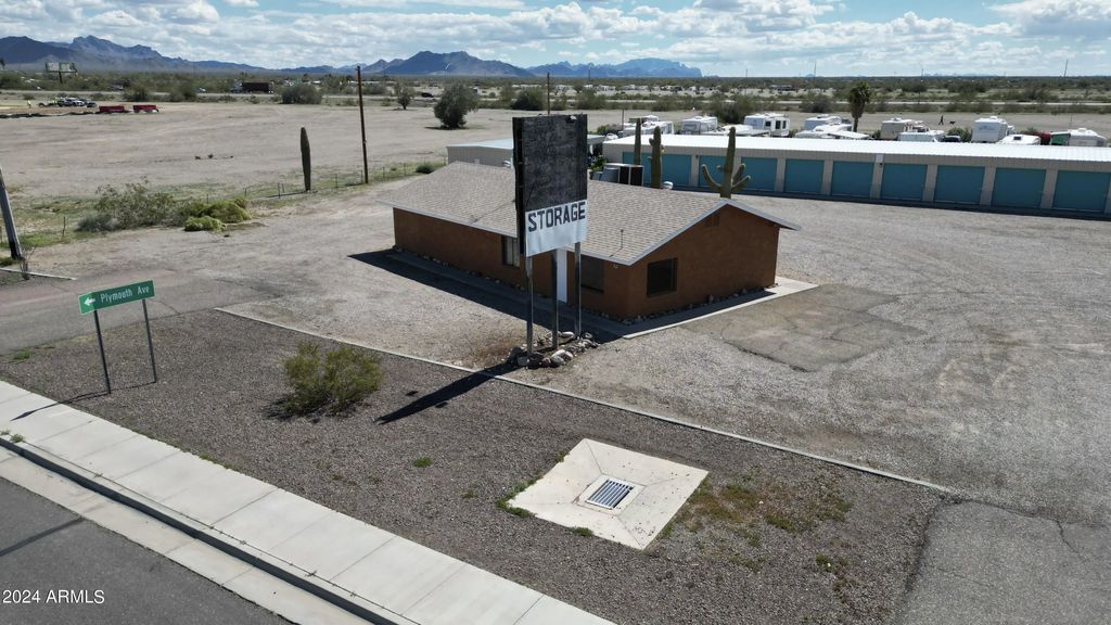 511 E Main Street, Quartzsite