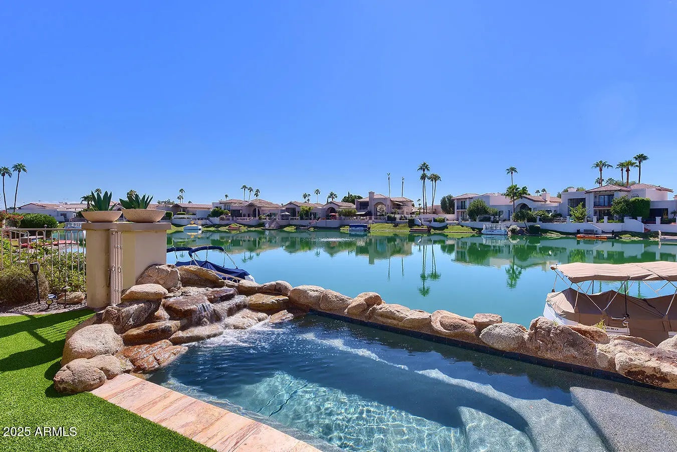 Photo of Listing #6935950