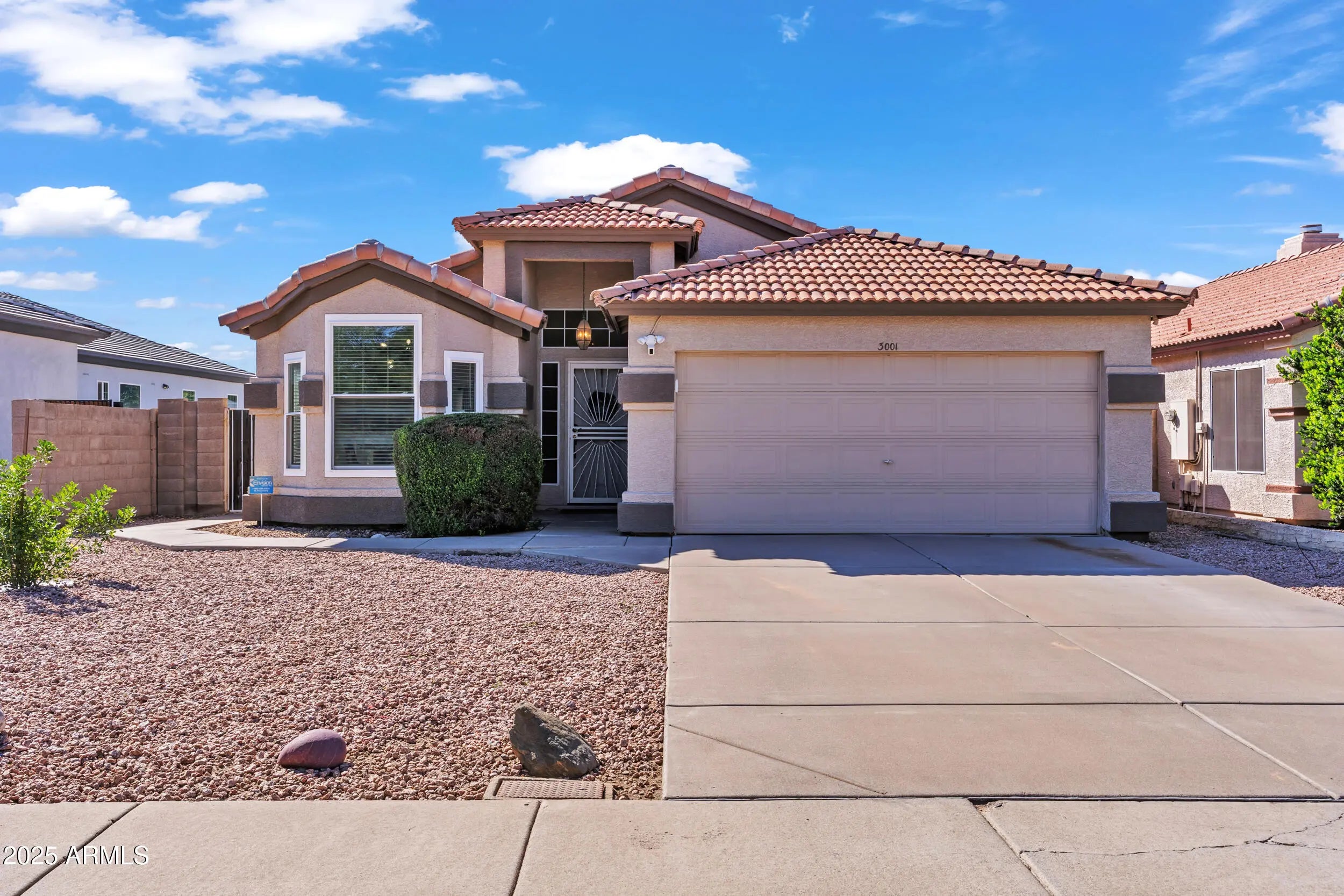 Photo of Listing #6935052