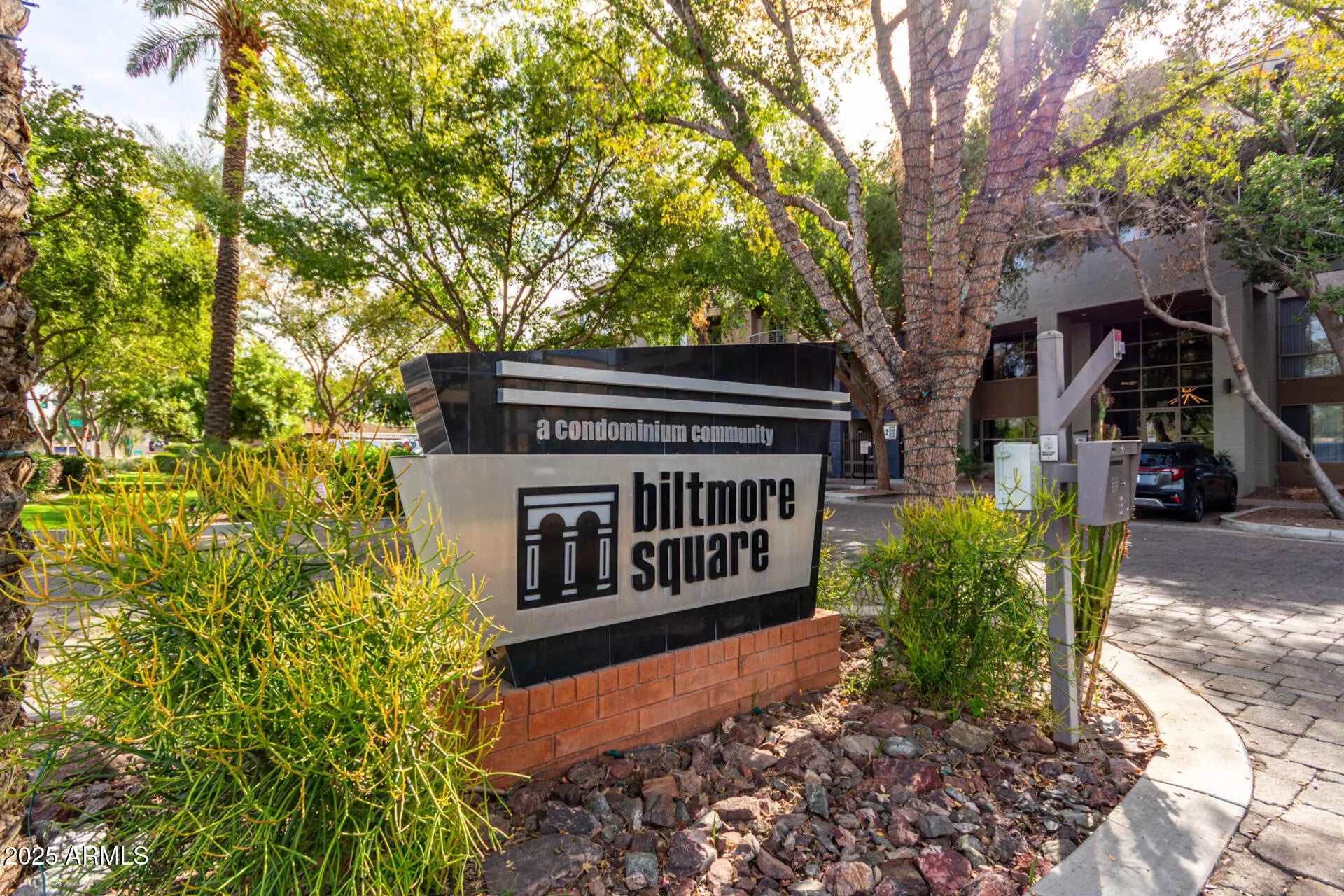 Photo of Listing #6942526