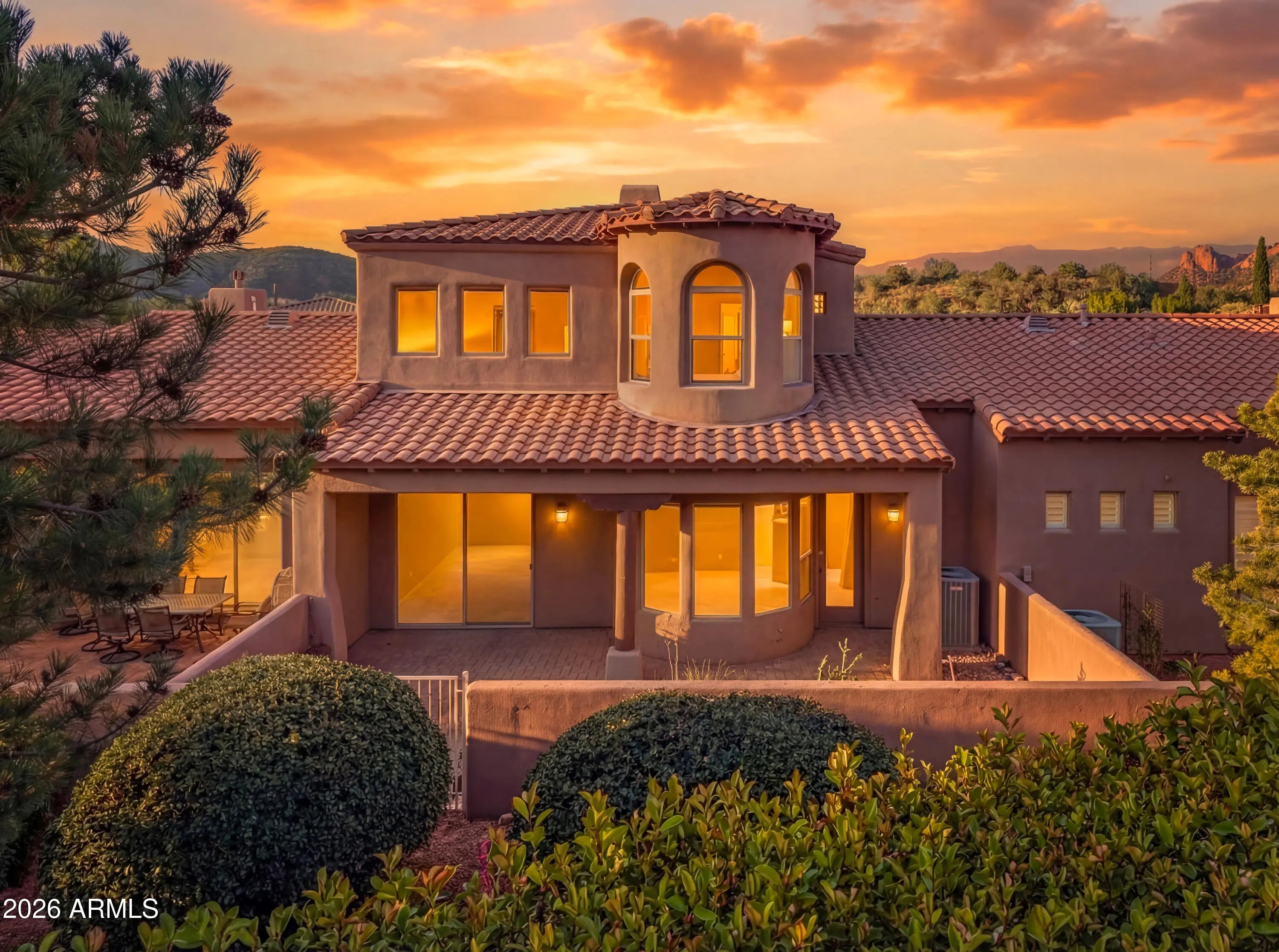 Photo of Listing #6939598