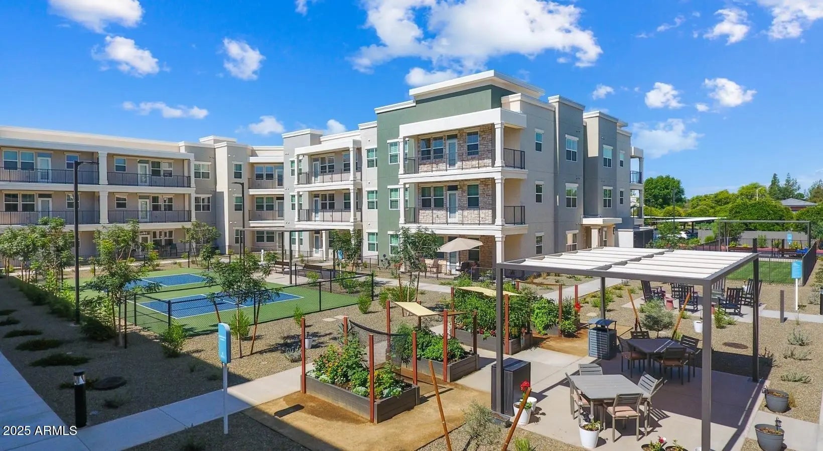 Photo of Listing #6933443