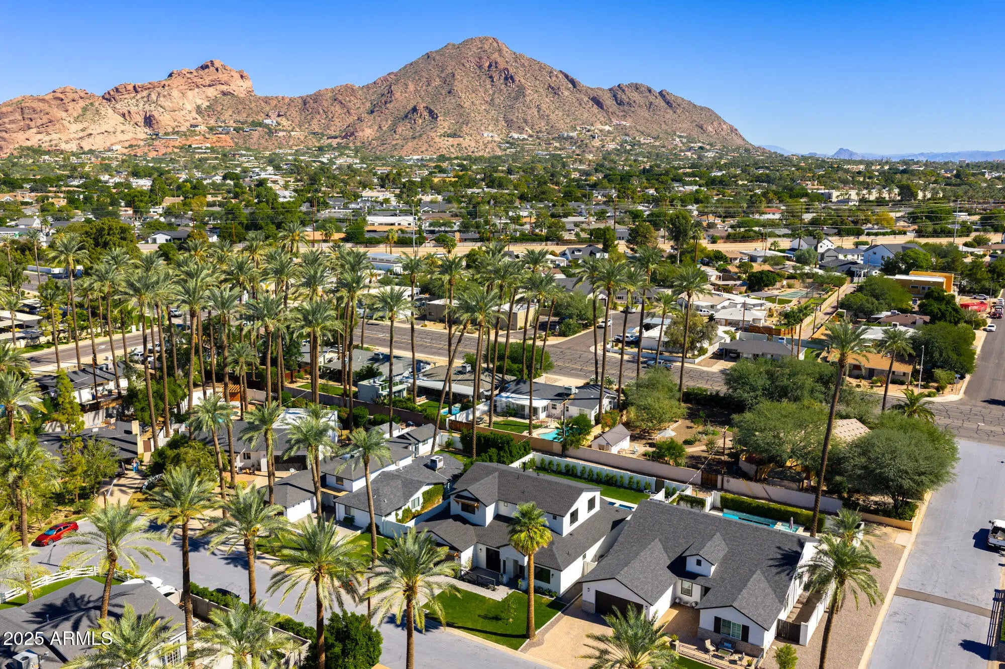 Photo of Listing #6933452