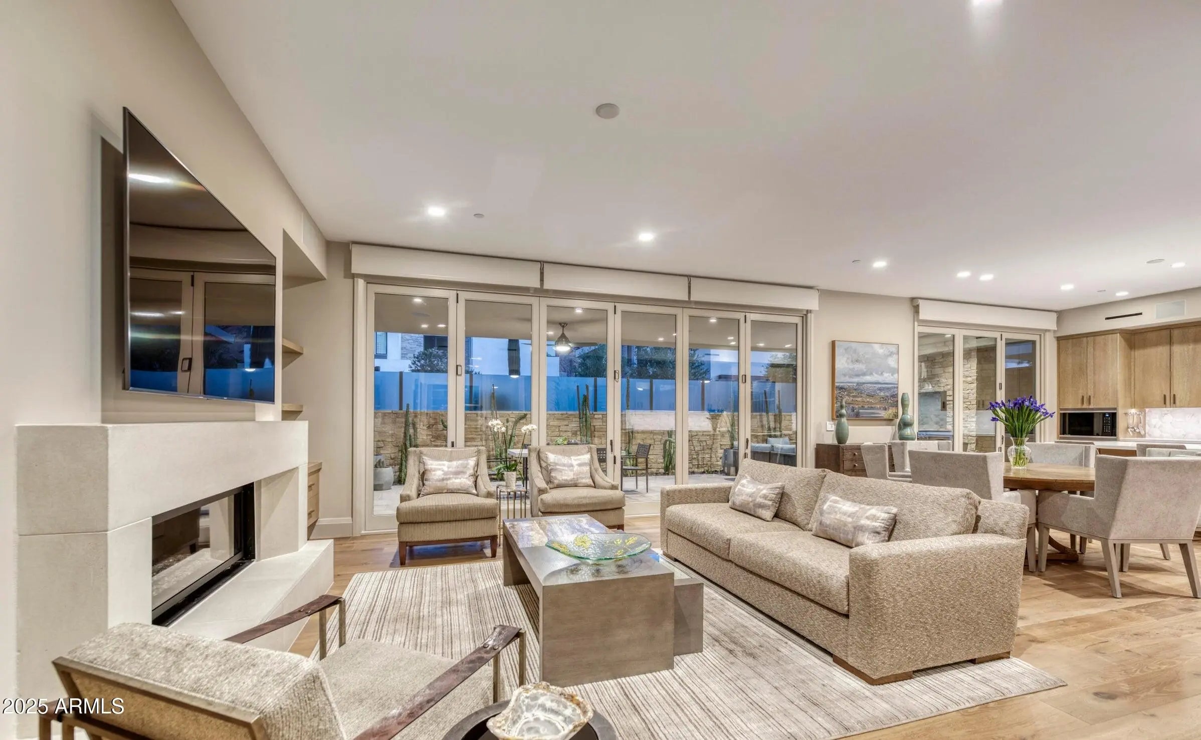 Photo of Listing #6933497