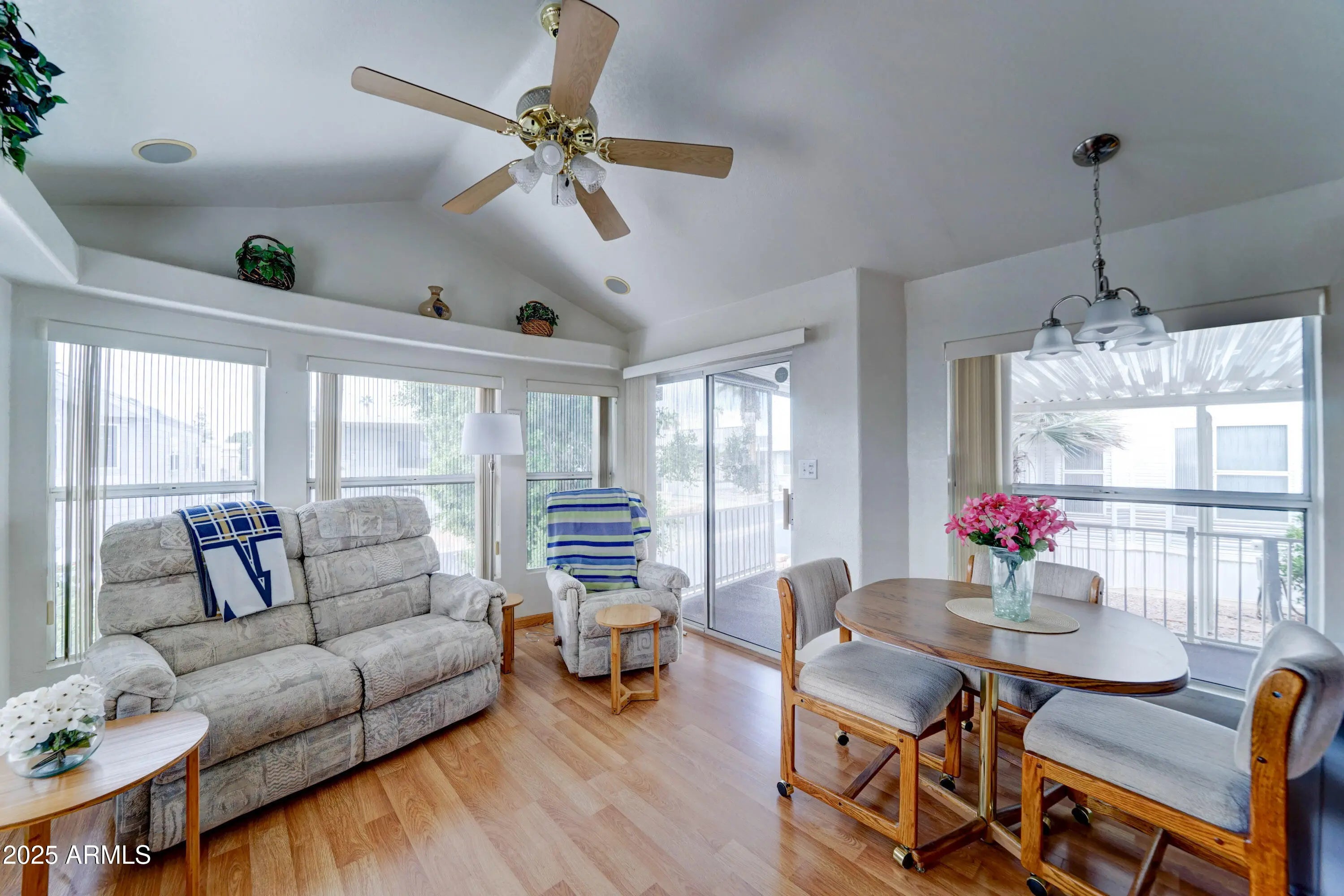 Photo of Listing #6933527