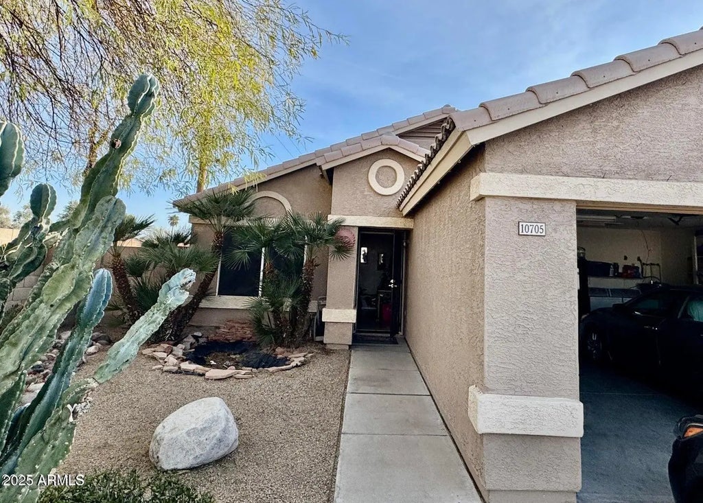 10705 W Montecito Avenue, Phoenix