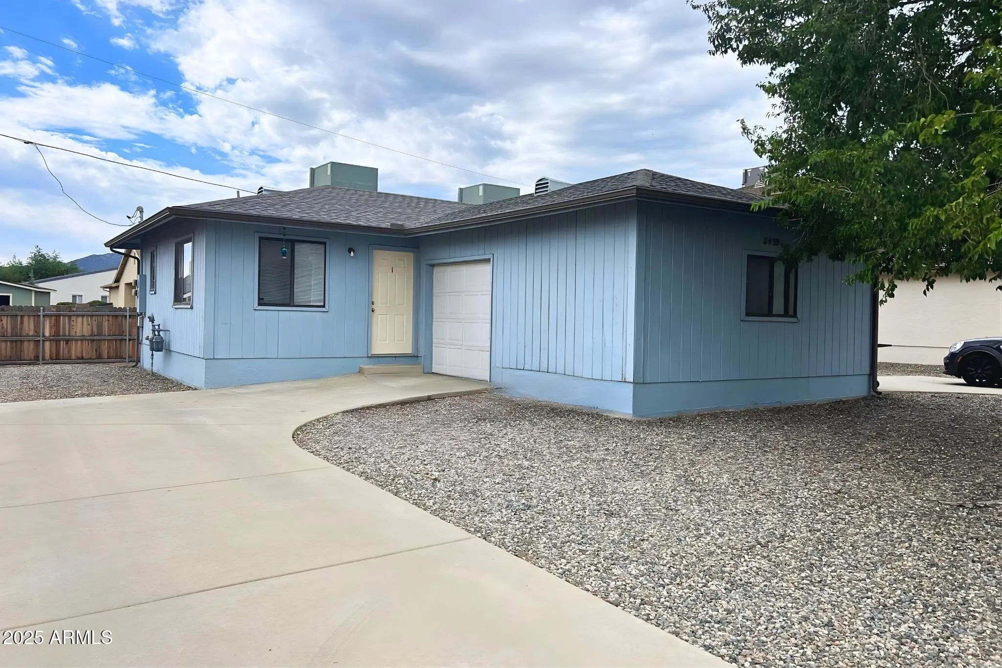 Photo of Listing #6933644