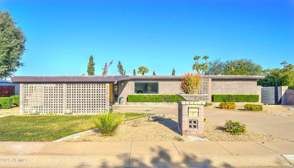 3352 E Mescal Street, Phoenix