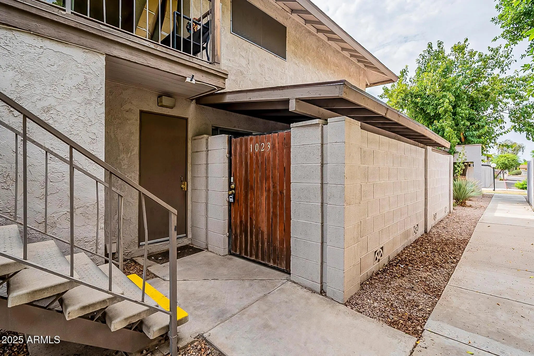 Photo of Listing #6934023