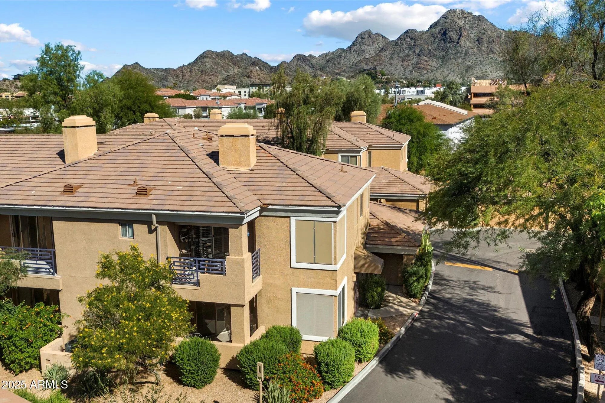 Photo of Listing #6934411