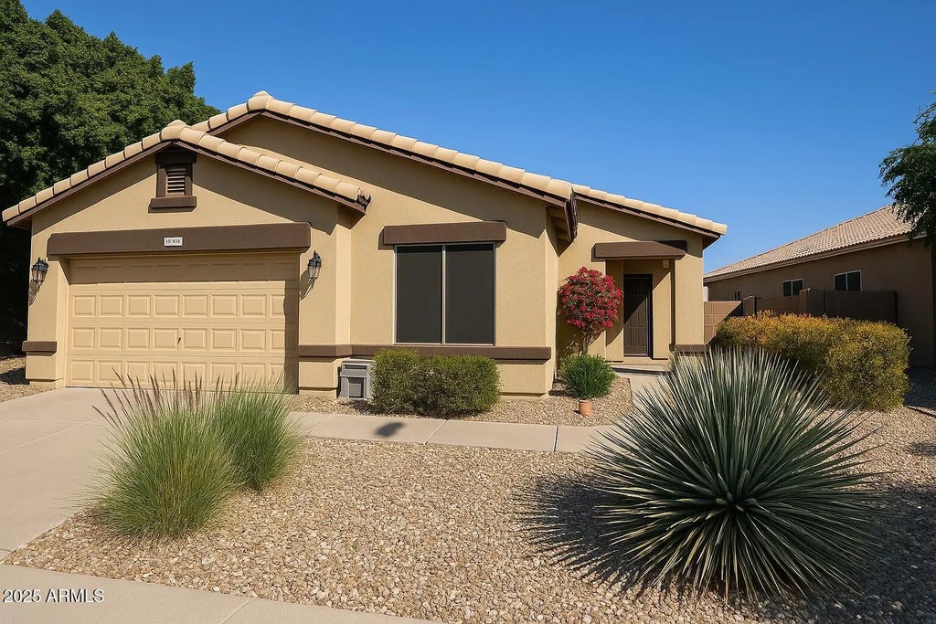 9446 W Albert Lane, Peoria