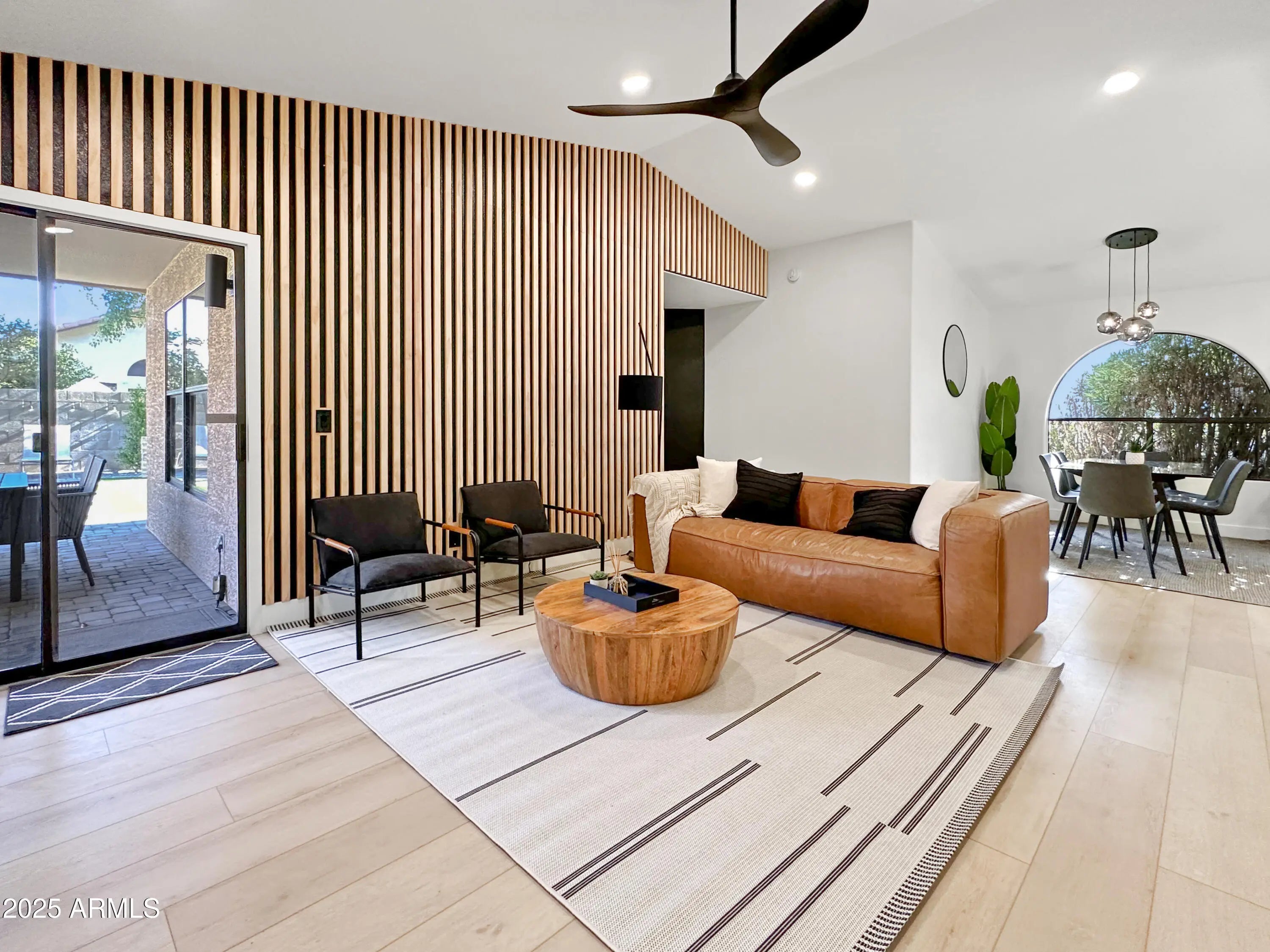 Photo of Listing #6934033