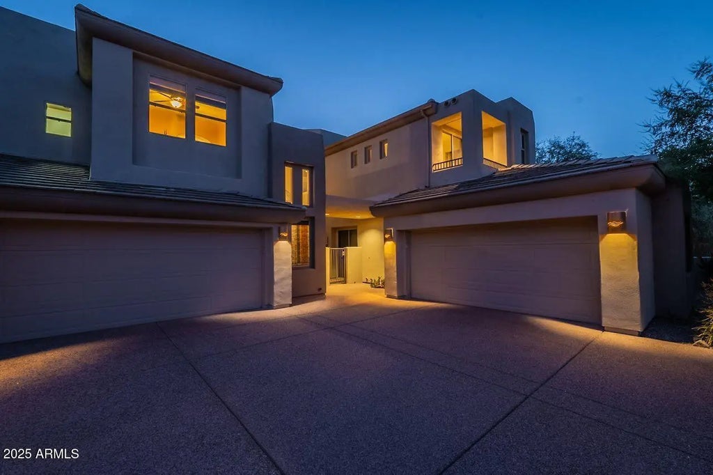 14850 E Grandview Drive (unit 206), Fountain Hills