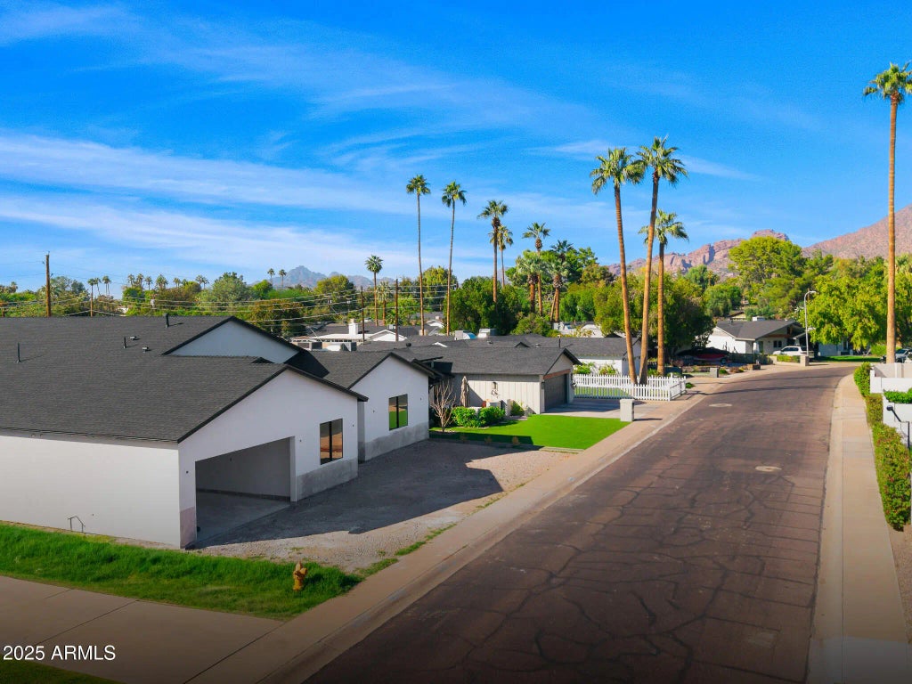 3002 N 53rd Place, Phoenix