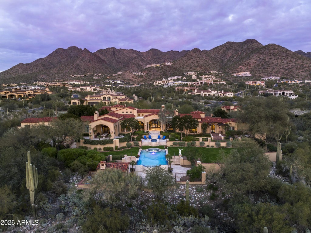 10955 E Feathersong Lane, Scottsdale