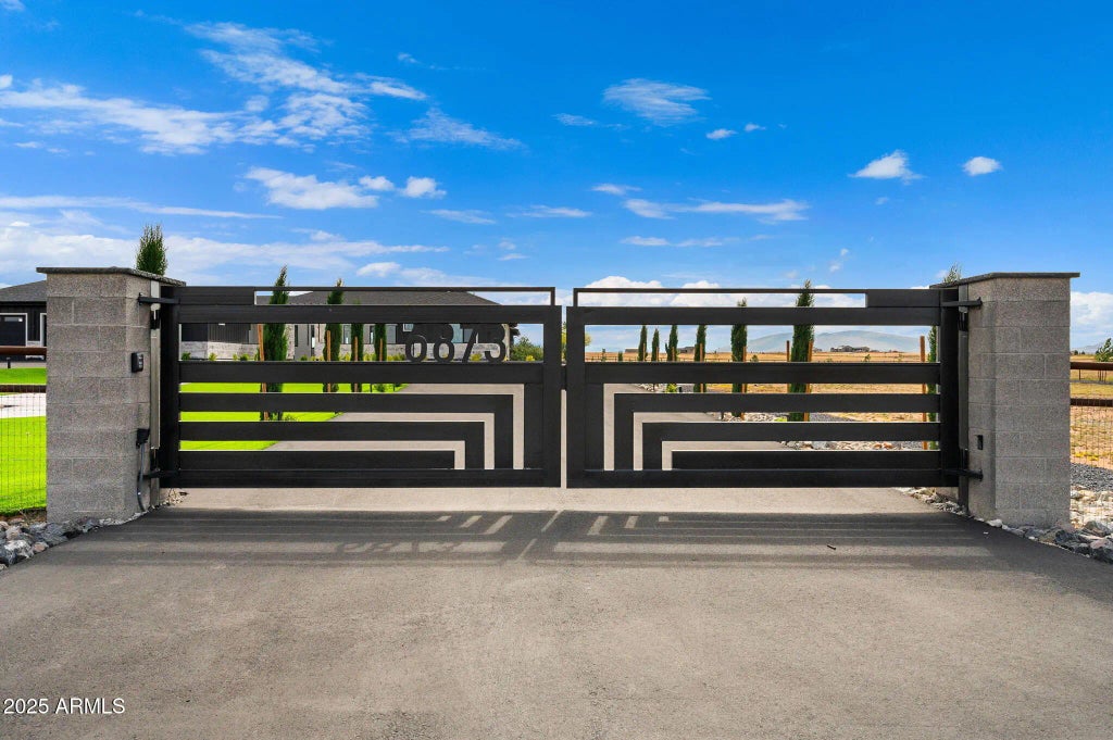 6873 E Camden Lane, Prescott Valley