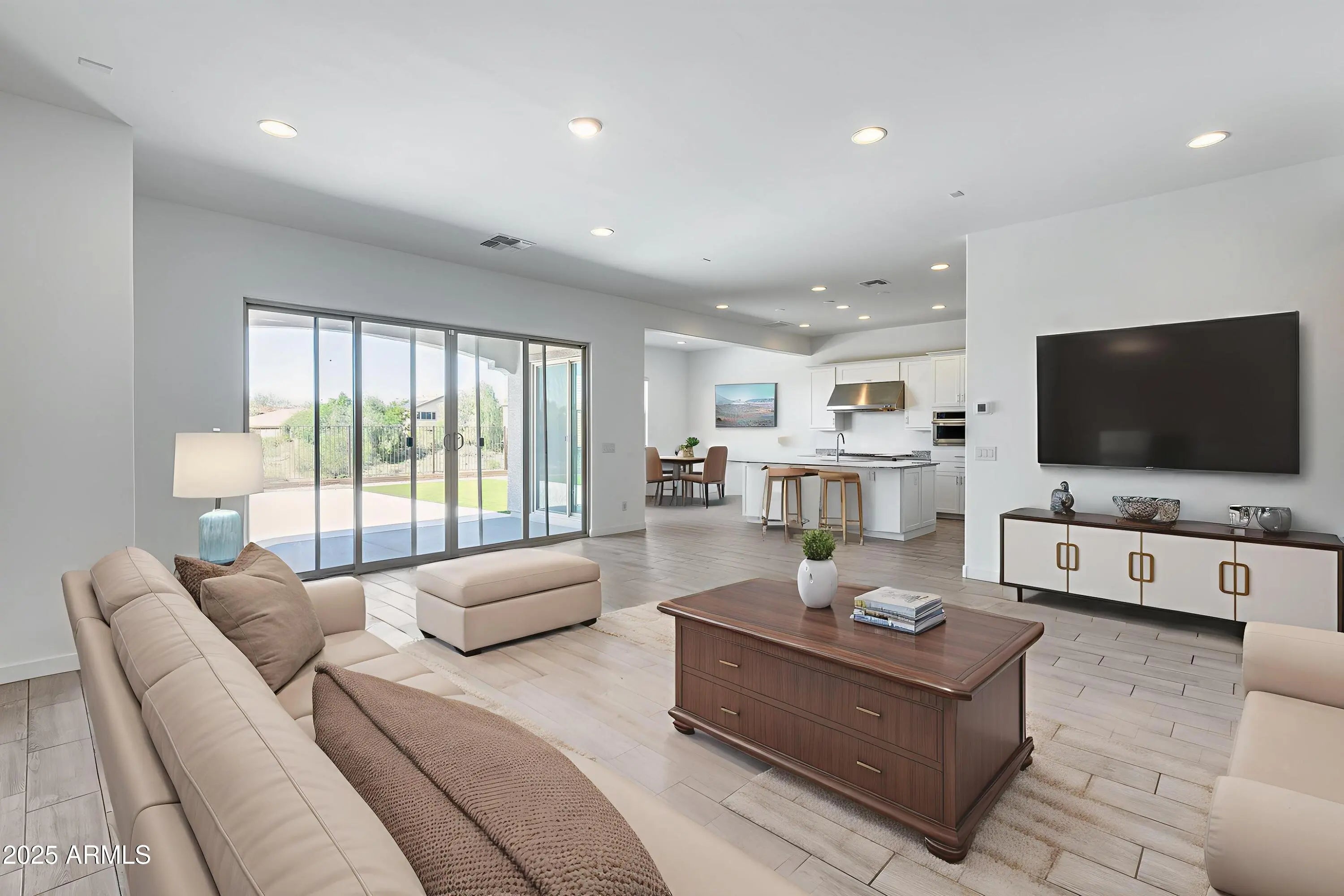 Photo of Listing #6938363