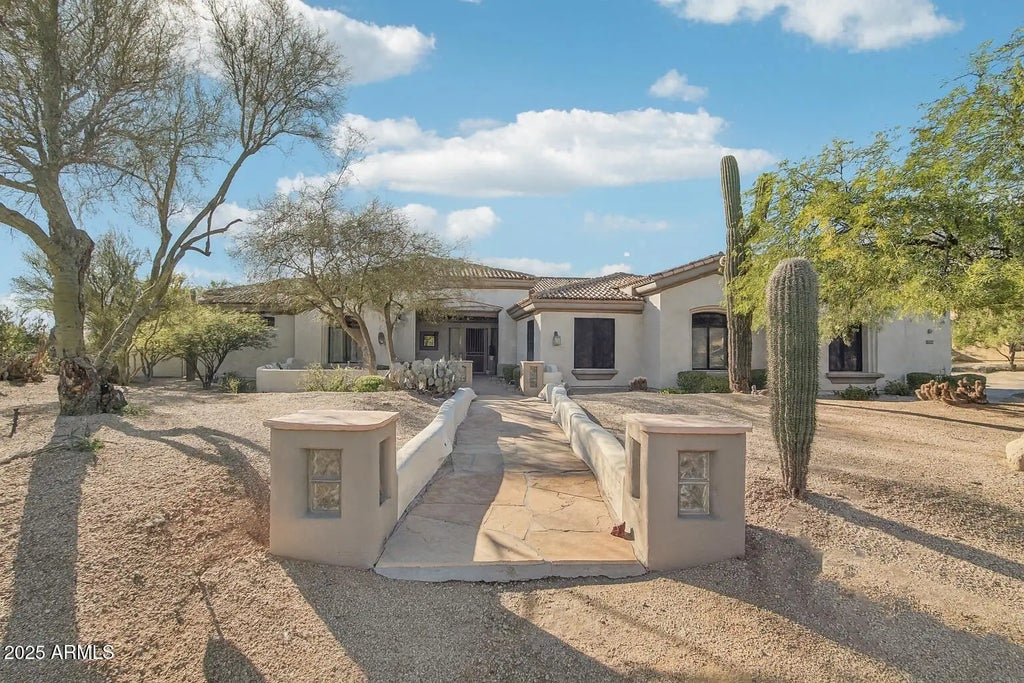 25802 N Chisum Trail, Scottsdale