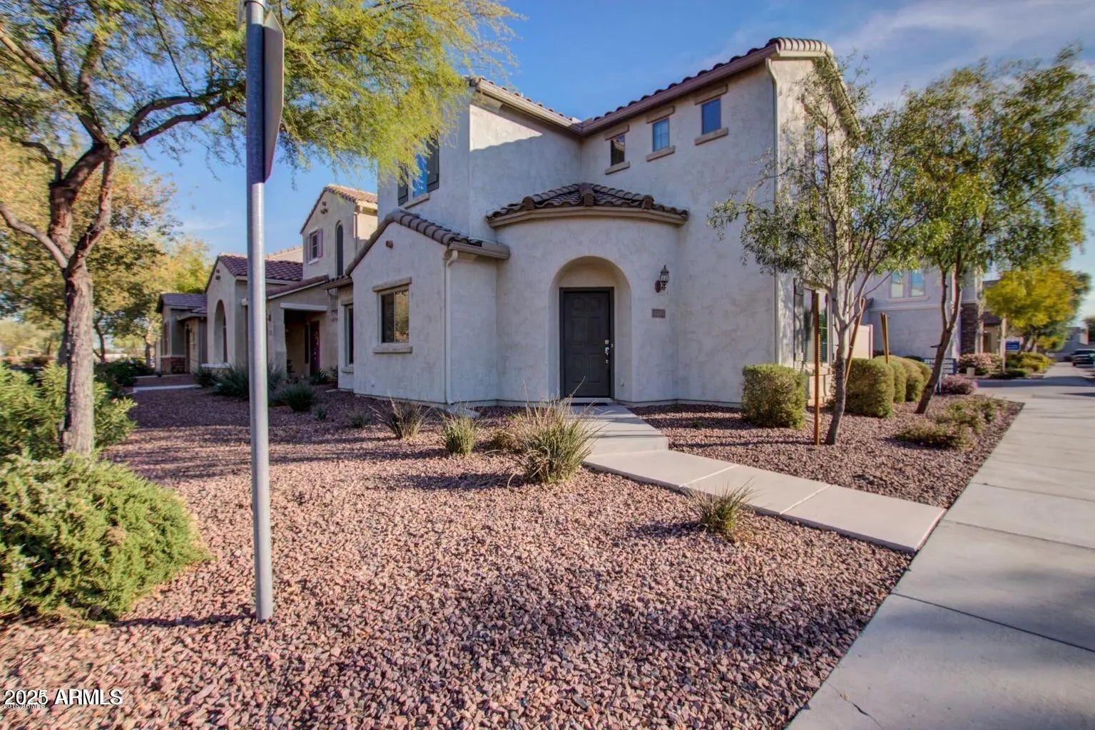 Photo of Listing #6935499