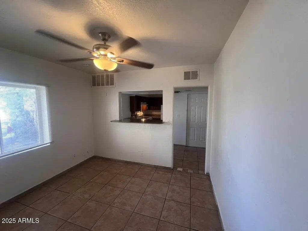 Photo of Listing #6934144