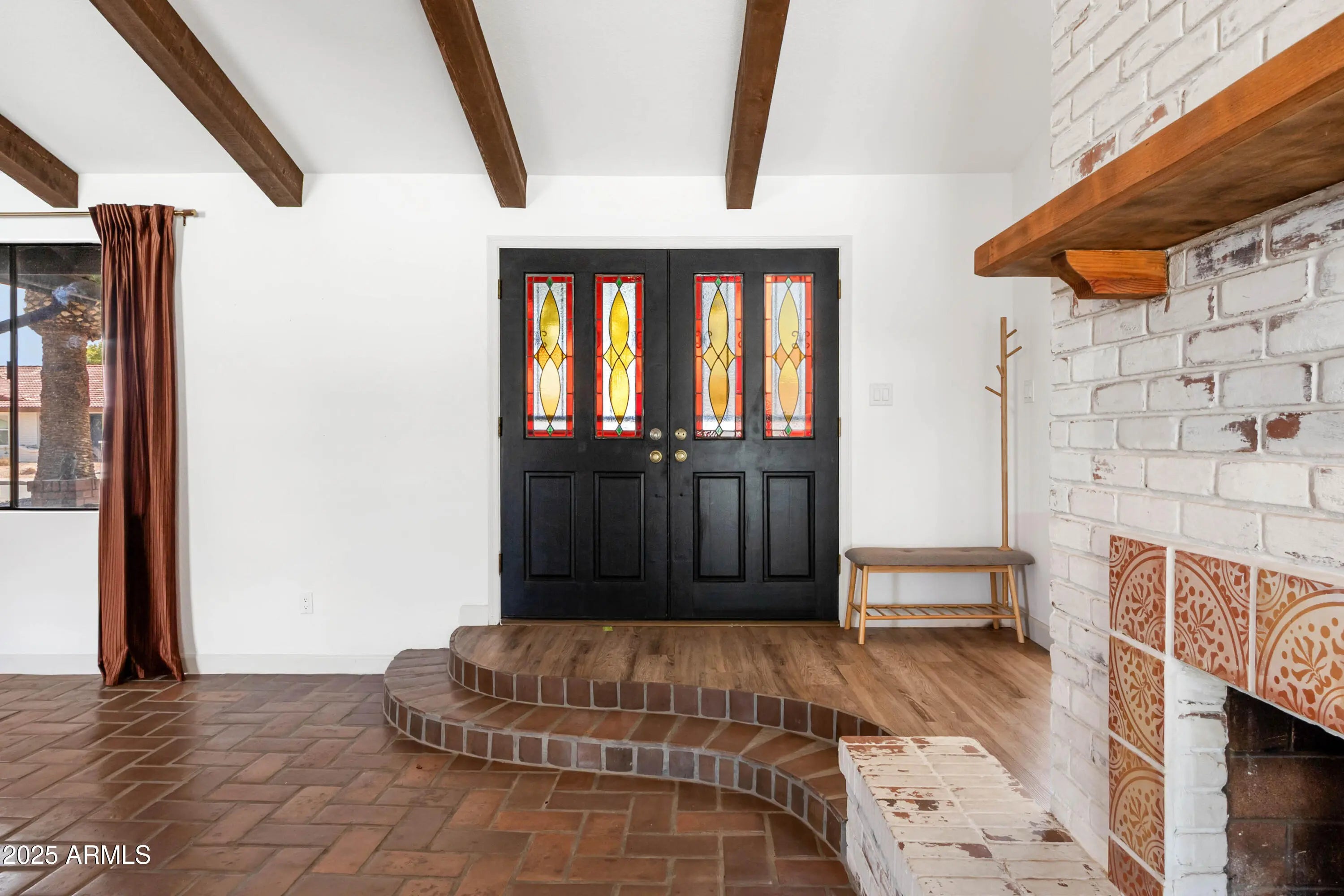 Photo of Listing #6935400