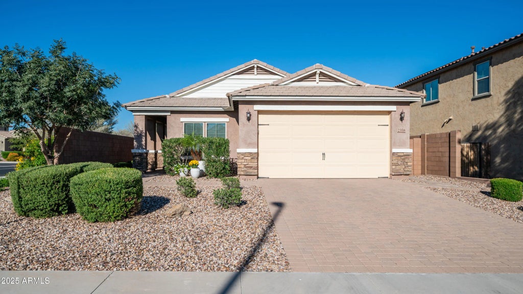 2358 E Runaway Bay Place, Gilbert